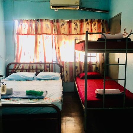 Greenleaf Guesthouse Jerantut Esterno foto