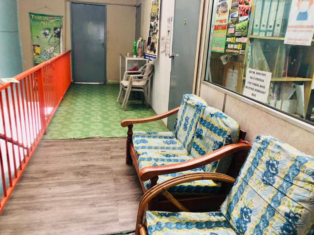 Greenleaf Guesthouse Jerantut Esterno foto